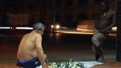 Tomás Cardoso habló con cubanos de varias localidades de la isla