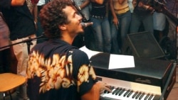 Robertico Carcassés agradece difusión de su música