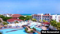 Vista del hotel Memories-Paraíso Azul, en Cayo Santa María, Cuba. 