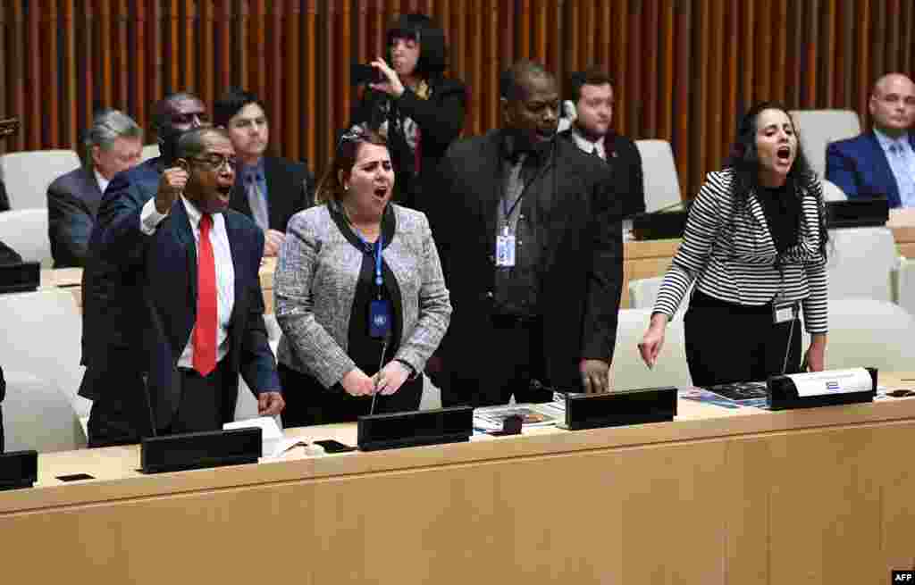 EEUU criticó el comportamiento escandaloso de las delegaciones de Cuba y Bolivia que convirtieron el evento diplomático en una escena de turbas y causó un daño significativo a la propiedad de las Naciones Unidas.