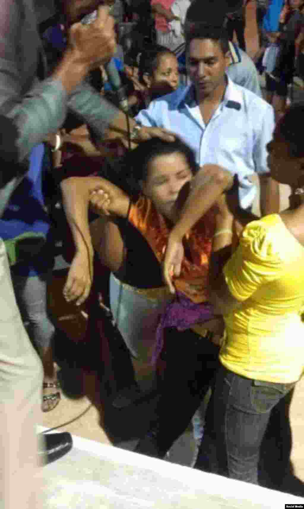 Pastor Alain Toledano en El Salao, Santiago de Cuba..